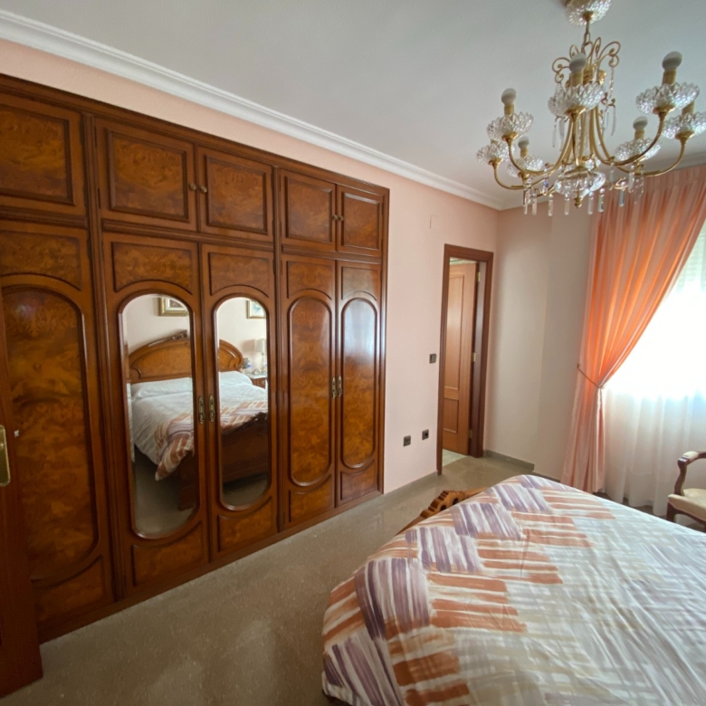 Townhouse in Sax (Ref: 23199)