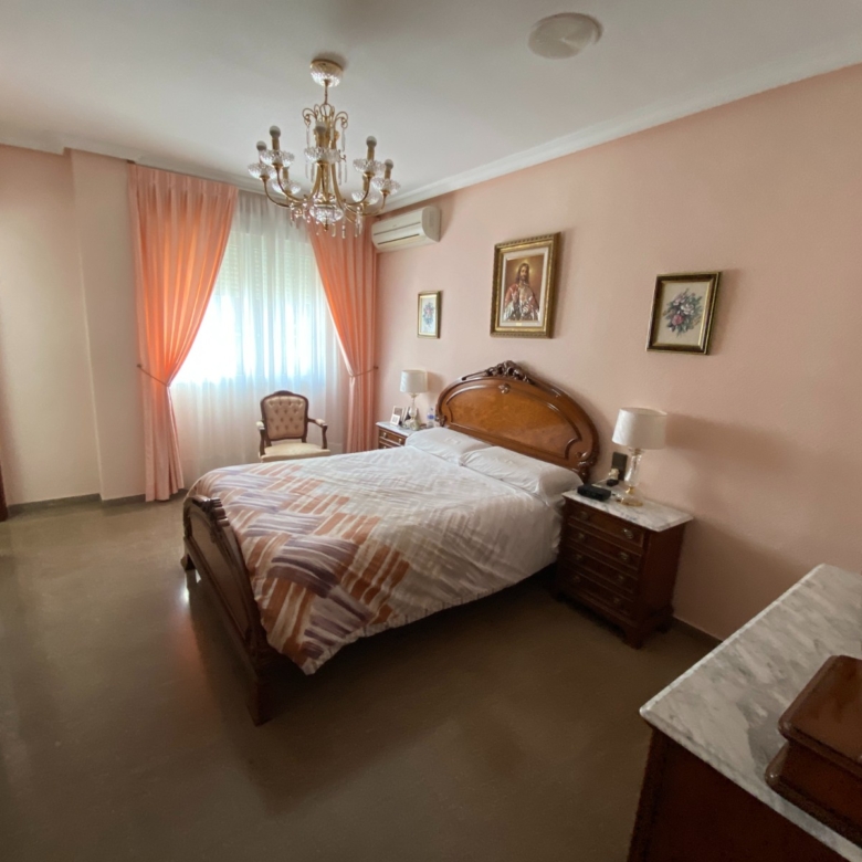 Townhouse in Sax (Ref: 23199)