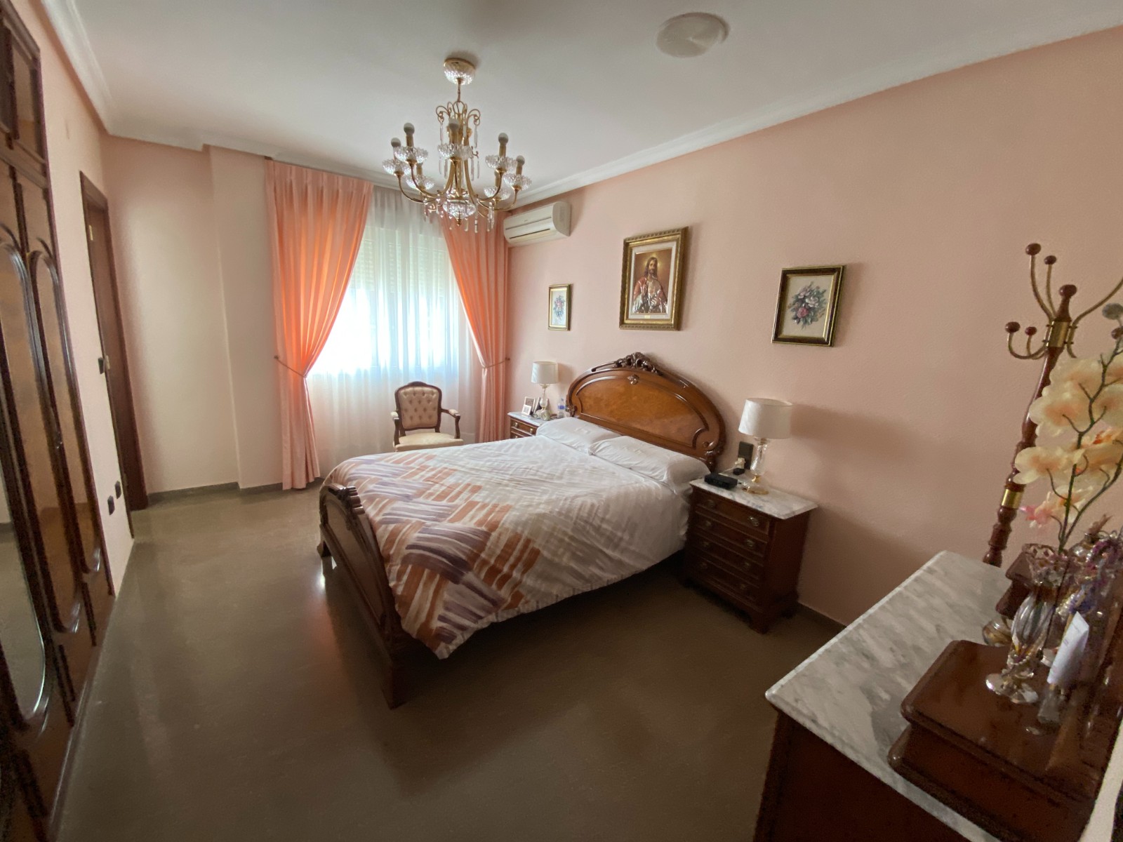 Townhouse in Sax (Ref: 23199)