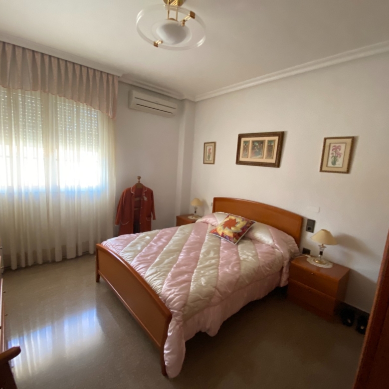 Townhouse in Sax (Ref: 23199)