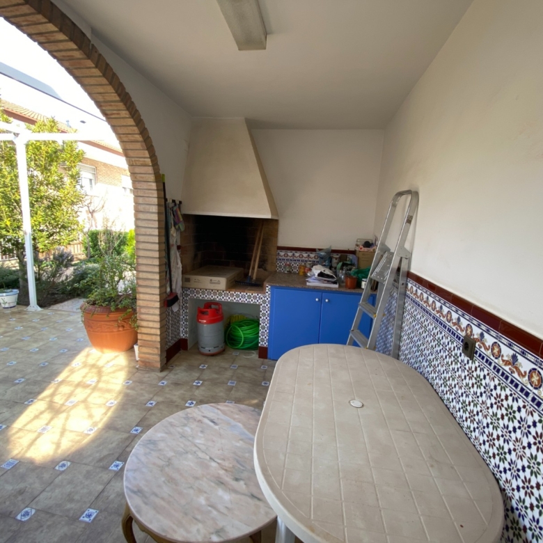 Townhouse in Sax (Ref: 23199)