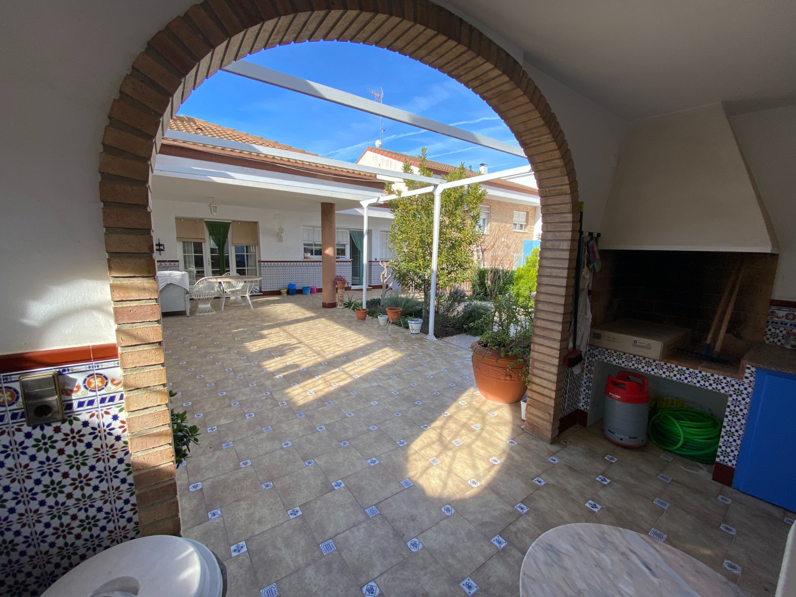 Townhouse in Sax (Ref: 23199)