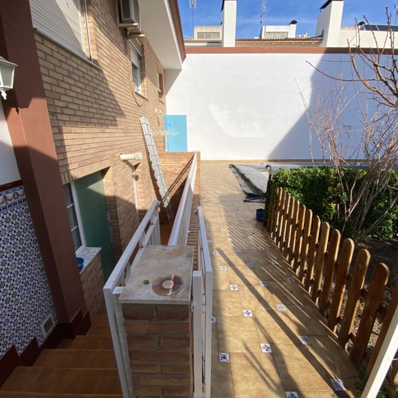 Townhouse in Sax (Ref: 23199)