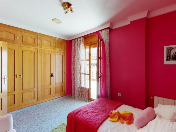 Townhouse in Sax (Ref: 3028 MTP3900)