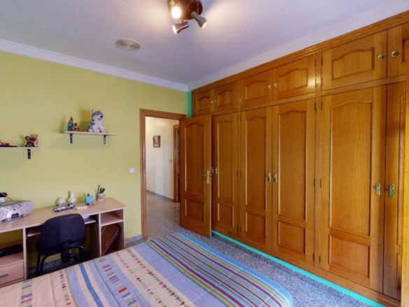 Townhouse in Sax (Ref: 3028 MTP3900)
