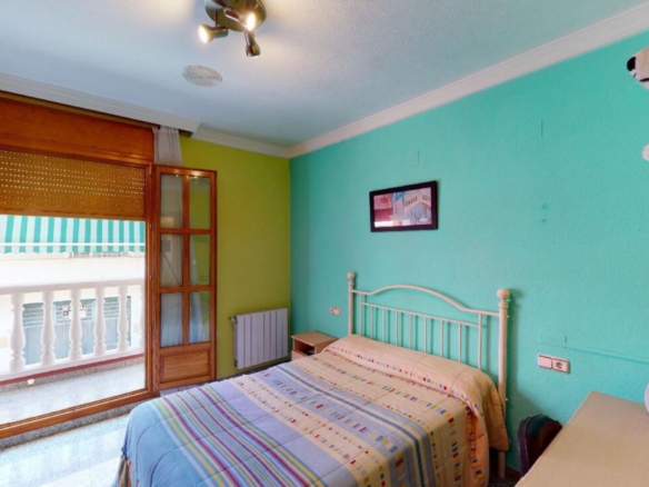 Townhouse in Sax (Ref: 3028 MTP3900)