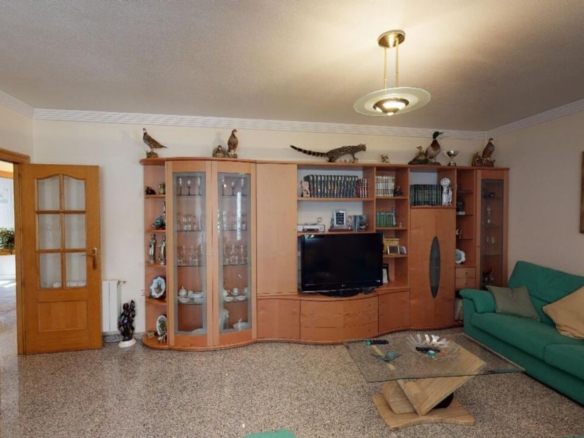 Townhouse in Sax (Ref: 3028 MTP3900)