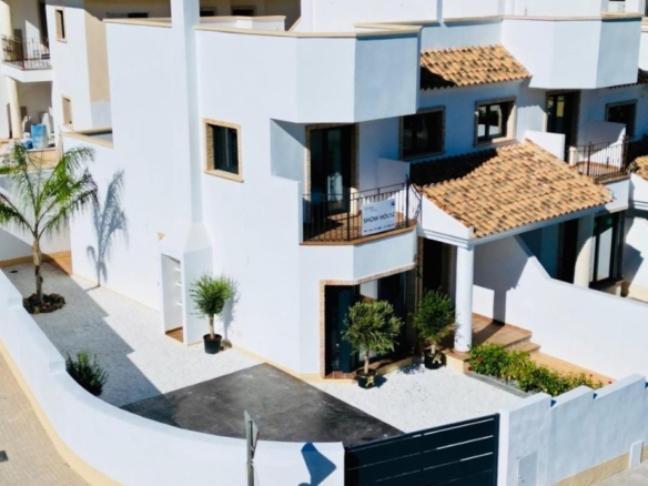 Villa in Cox (Ref: AM-VEGASOL2)