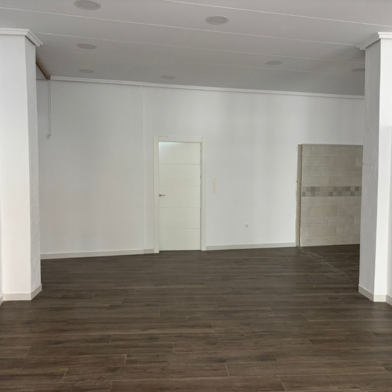Commercial Property in Sax (Ref: 23201)