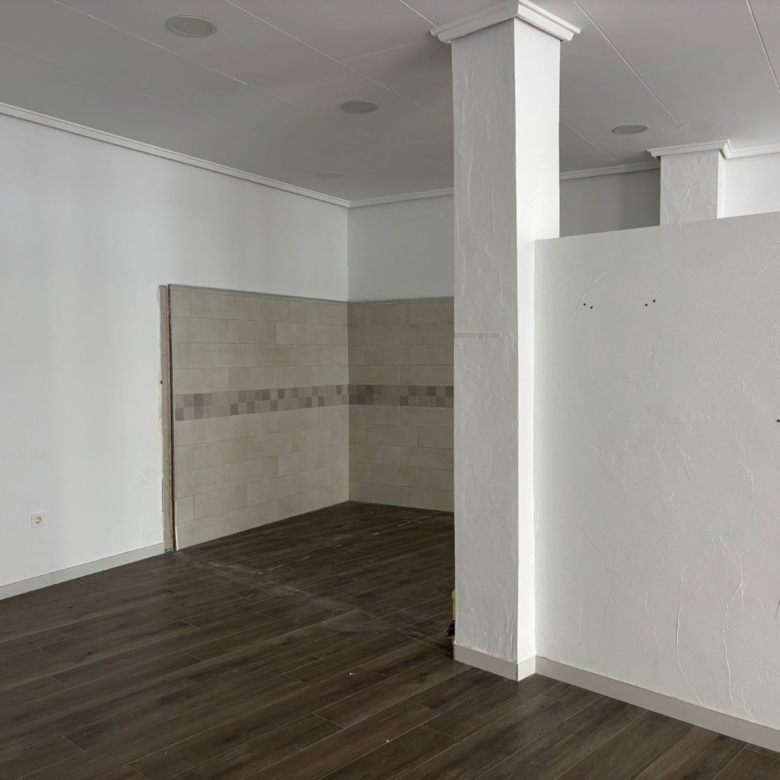Commercial Property in Sax (Ref: 23201)