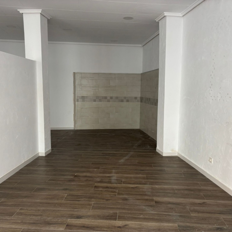 Commercial Property in Sax (Ref: 23201)