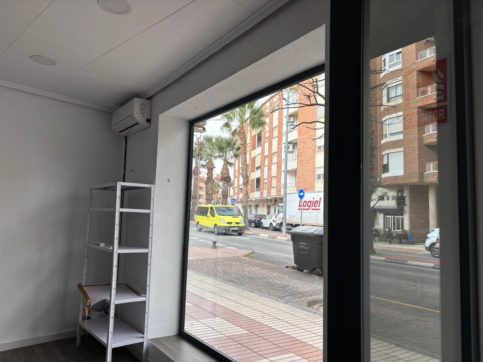Commercial Property in Sax (Ref: 23201)