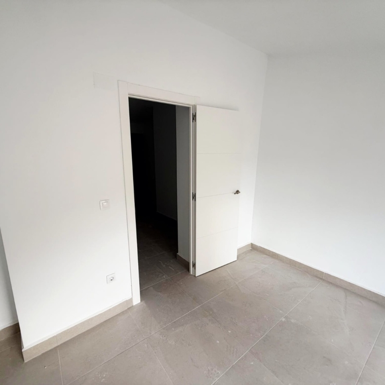 Townhouse in Pinoso (Ref: AM-PNRELOJ)