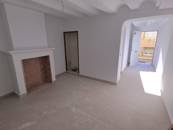 Townhouse in Pinoso (Ref: AM-PNRELOJ)