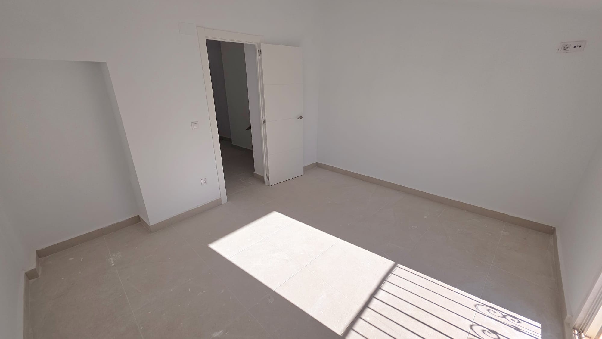 Townhouse in Pinoso (Ref: AM-PNRELOJ)