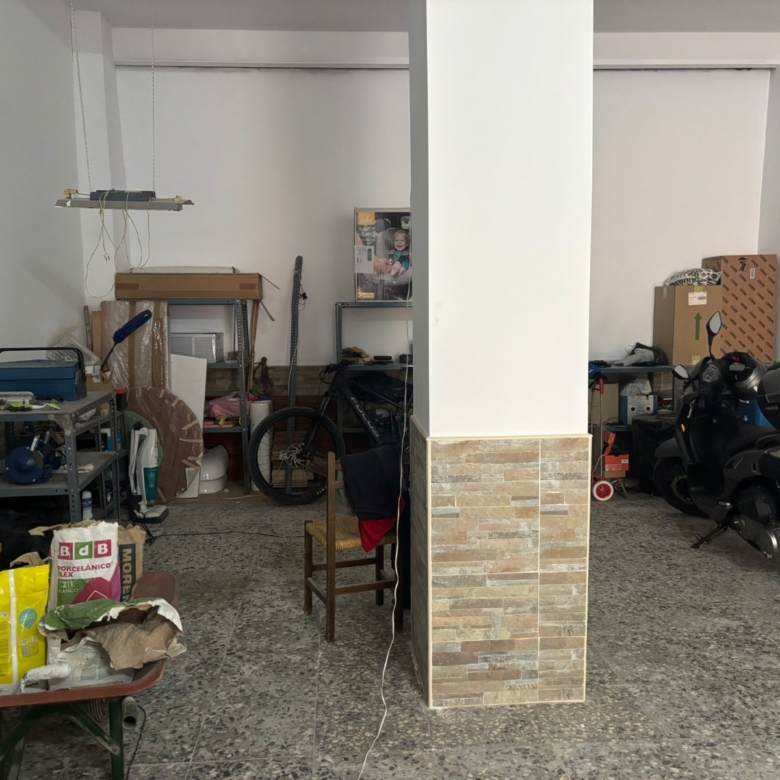 Garage in Sax (Ref: 23202)