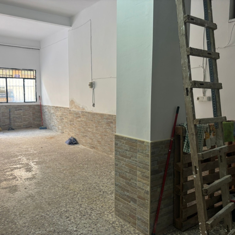 Garage in Sax (Ref: 23202)