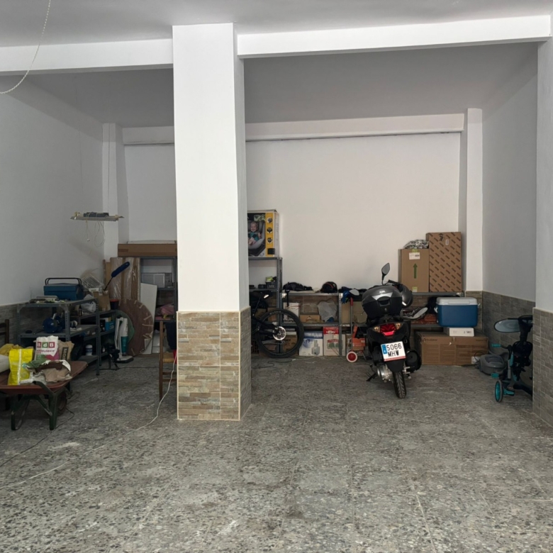 Garage in Sax (Ref: 23202)
