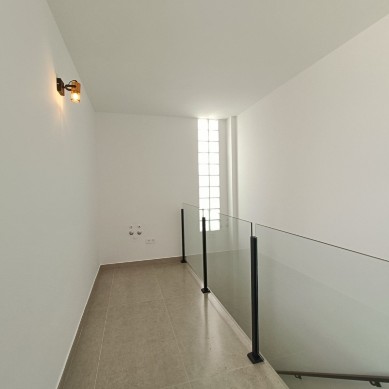 Townhouse in Benferri (Ref: AM-BENFERRI)