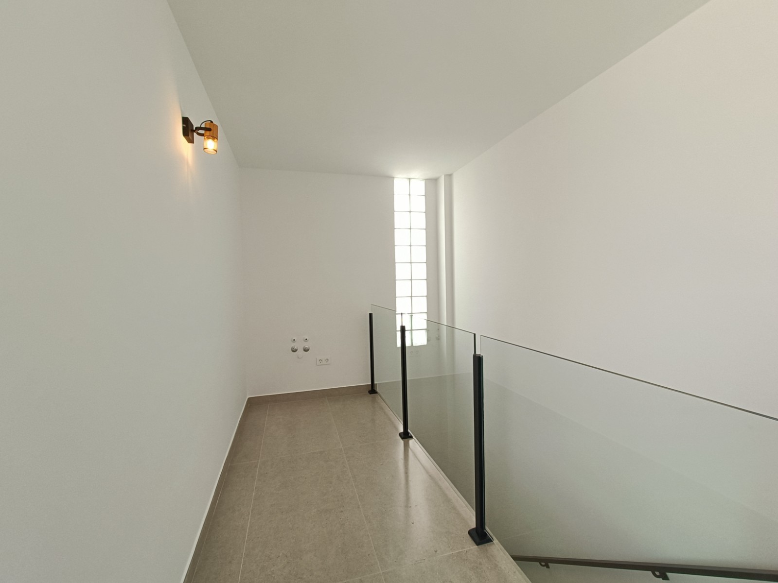 Townhouse in Benferri (Ref: AM-BENFERRI)