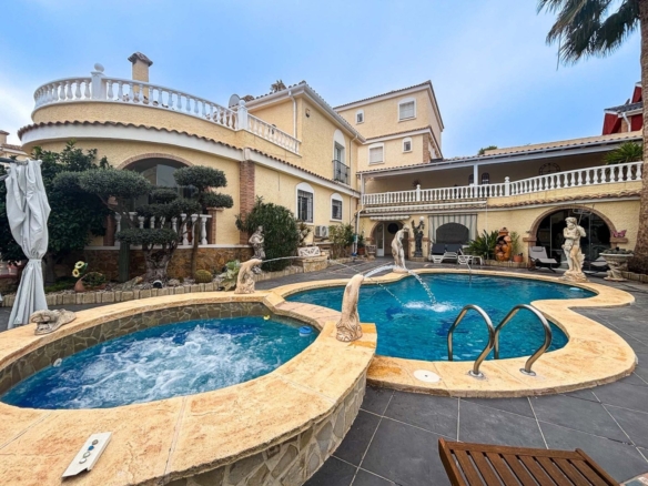 Villa in Monforte del Cid (Ref: 3016 2494)