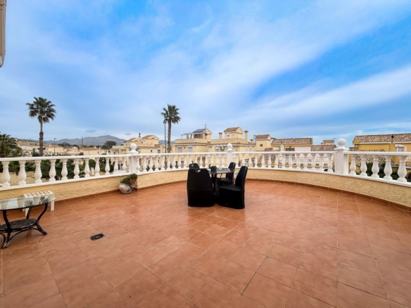 Villa in Monforte del Cid (Ref: 3016 2494)