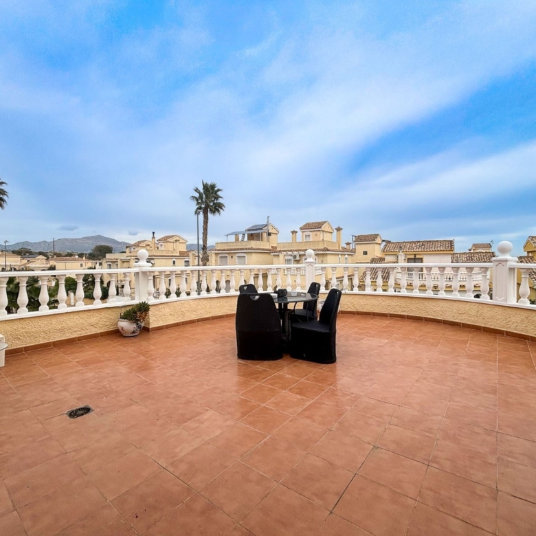 Villa in Monforte del Cid (Ref: 3016 2494)