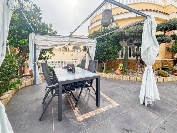 Villa in Monforte del Cid (Ref: 3016 2494)