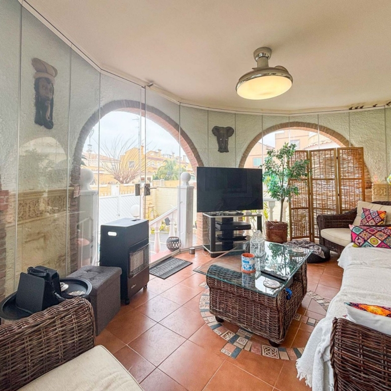 Villa in Monforte del Cid (Ref: 3016 2494)