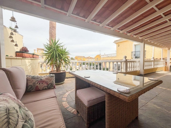 Villa in Monforte del Cid (Ref: 3016 2494)