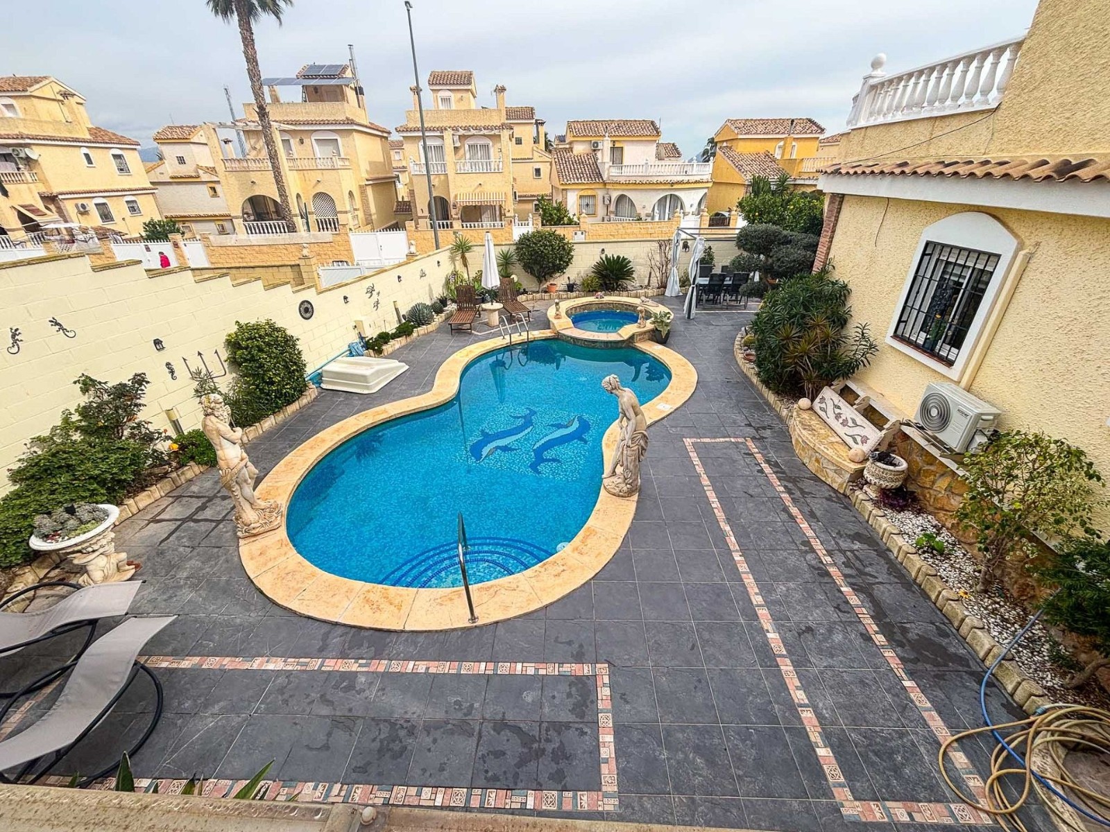 Villa in Monforte del Cid (Ref: 3016 2494)