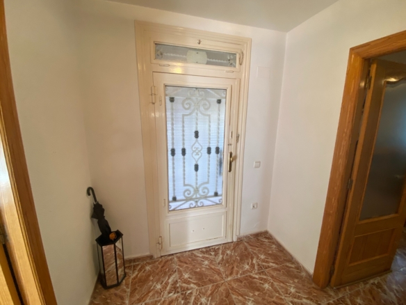Townhouse in Sax (Ref: 23023)