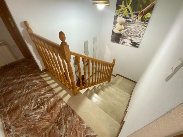 Townhouse in Sax (Ref: 23023)
