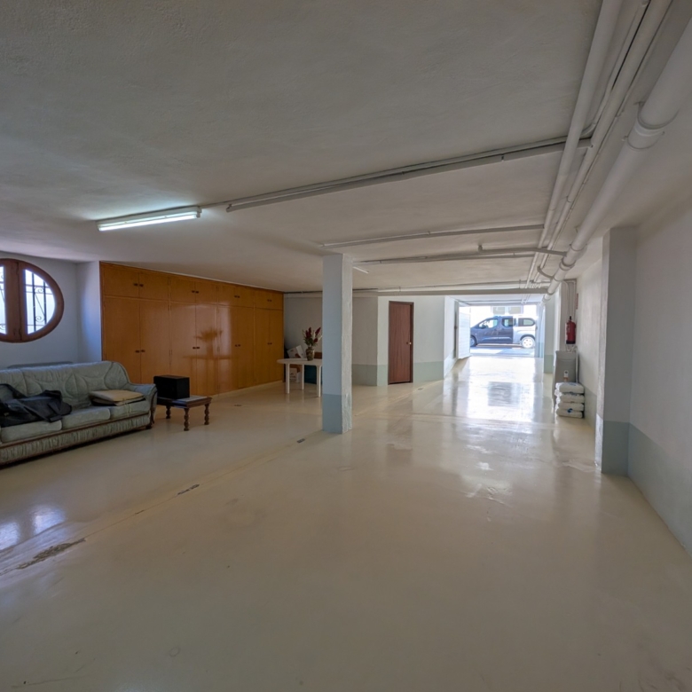Townhouse in Sax (Ref: 23203)