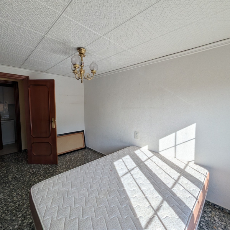 Apartment in Sax (Ref: 23205)