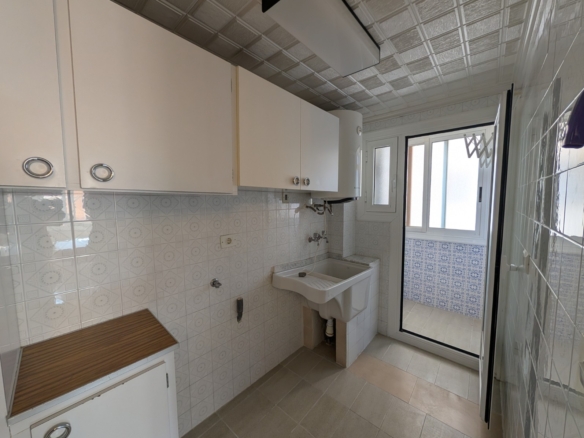 Apartment in Sax (Ref: 23205)