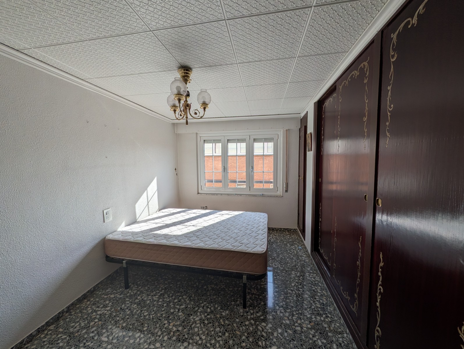 Apartment in Sax (Ref: 23205)