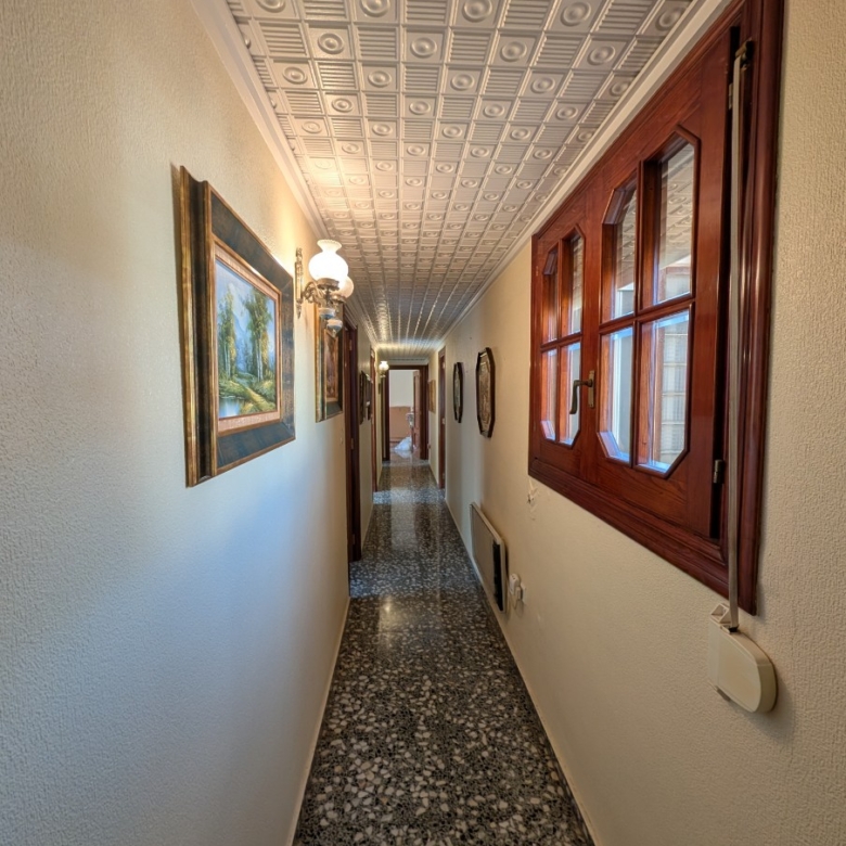 Apartment in Sax (Ref: 23205)