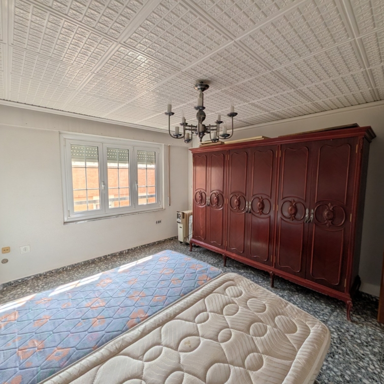 Apartment in Sax (Ref: 23205)