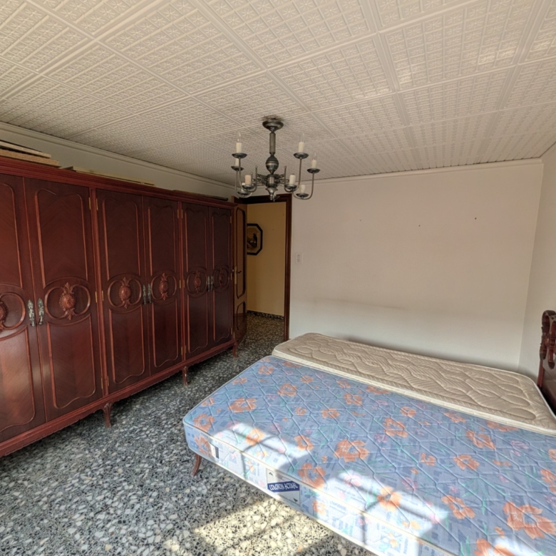 Apartment in Sax (Ref: 23205)