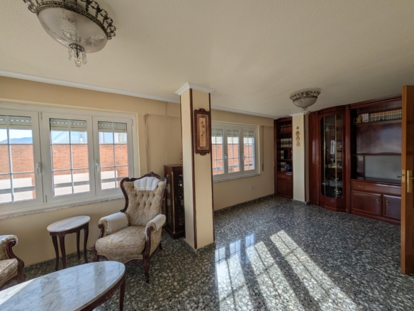 Apartment in Sax (Ref: 23205)