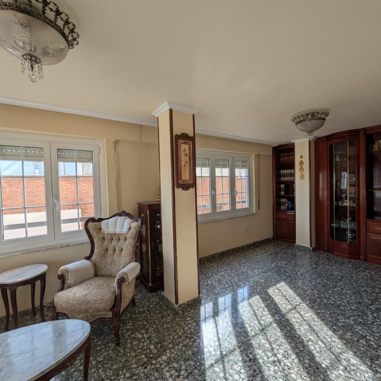 Apartment in Sax (Ref: 23205)