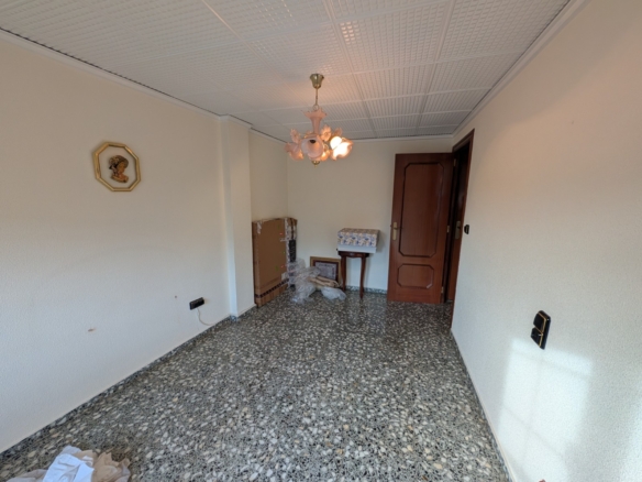Apartment in Sax (Ref: 23205)