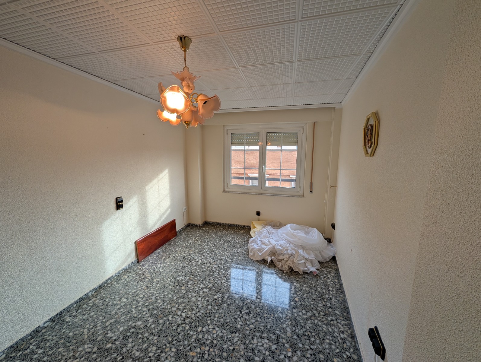 Apartment in Sax (Ref: 23205)