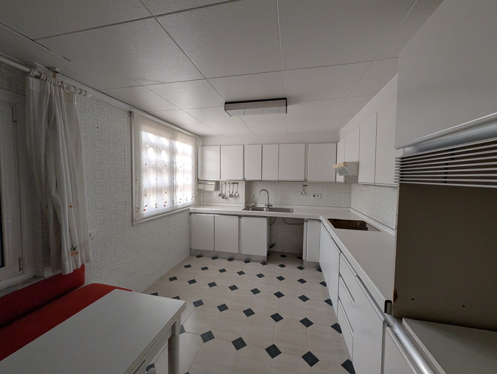 Apartment in Sax (Ref: 23205)