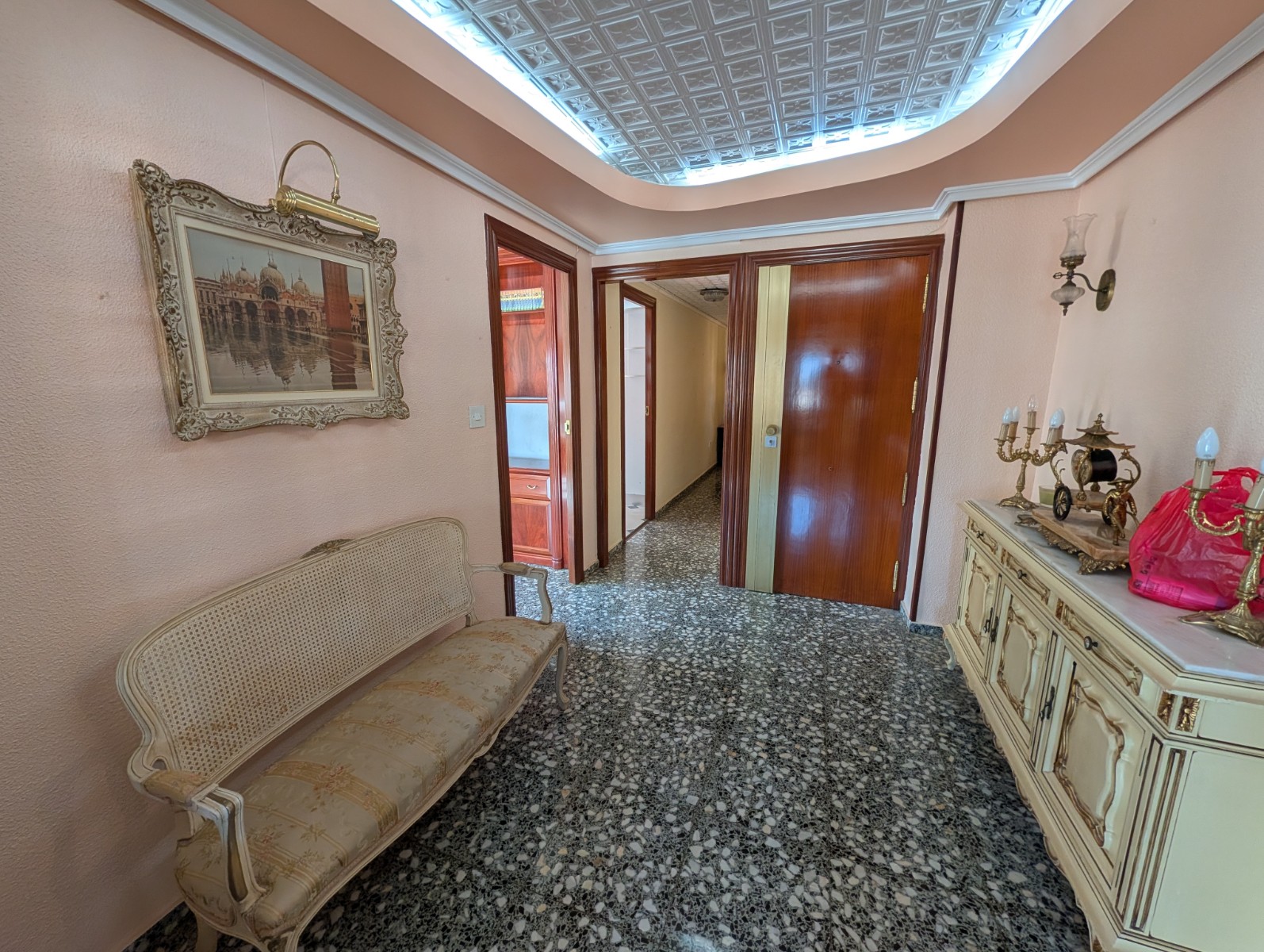 Apartment in Sax (Ref: 23205)