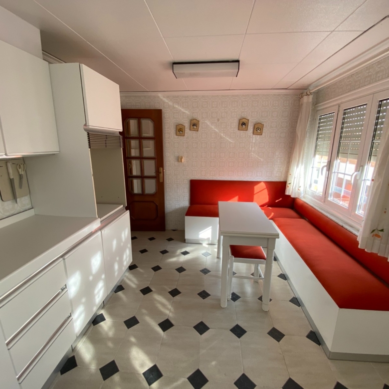Apartment in Sax (Ref: 23205)