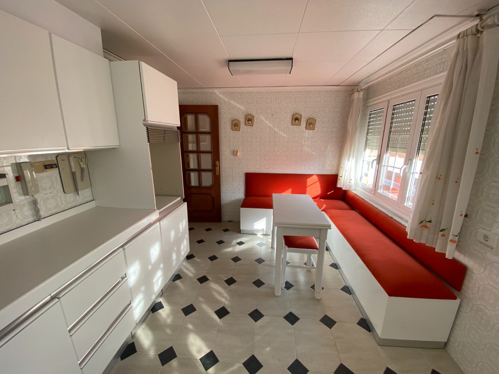 Apartment in Sax (Ref: 23205)