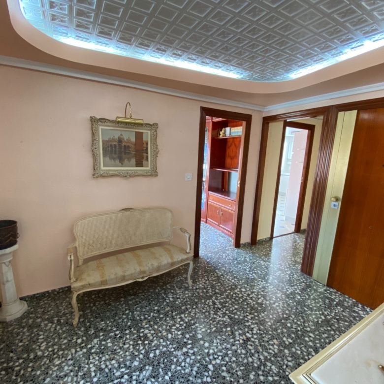Apartment in Sax (Ref: 23205)