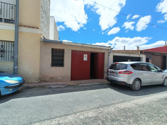 Townhouse in Hondón de los Frailes (Ref: AM-HFMART)